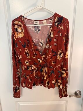 Daytrip Rust Floral Wrap Top